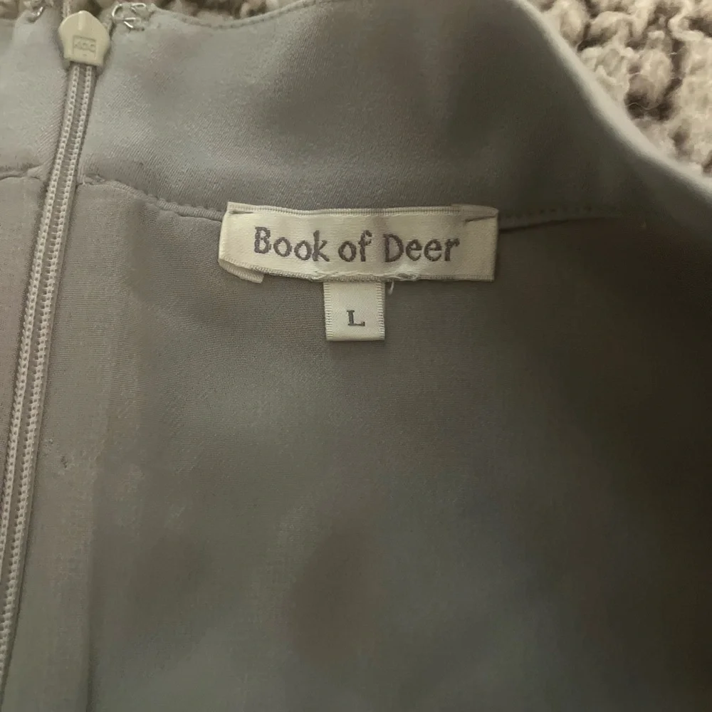 Book of Deer skater embroidered Bear skirt women’s large